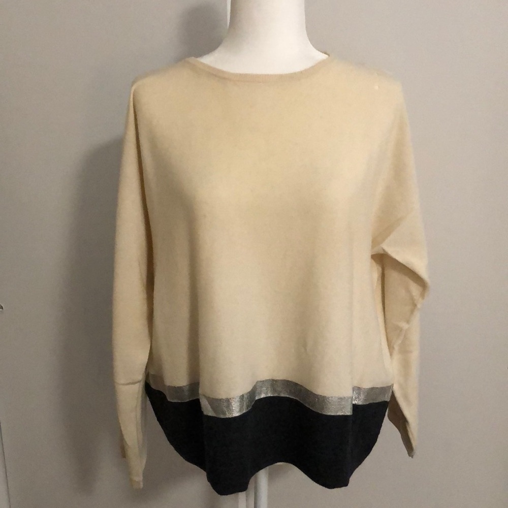 Mage sweater